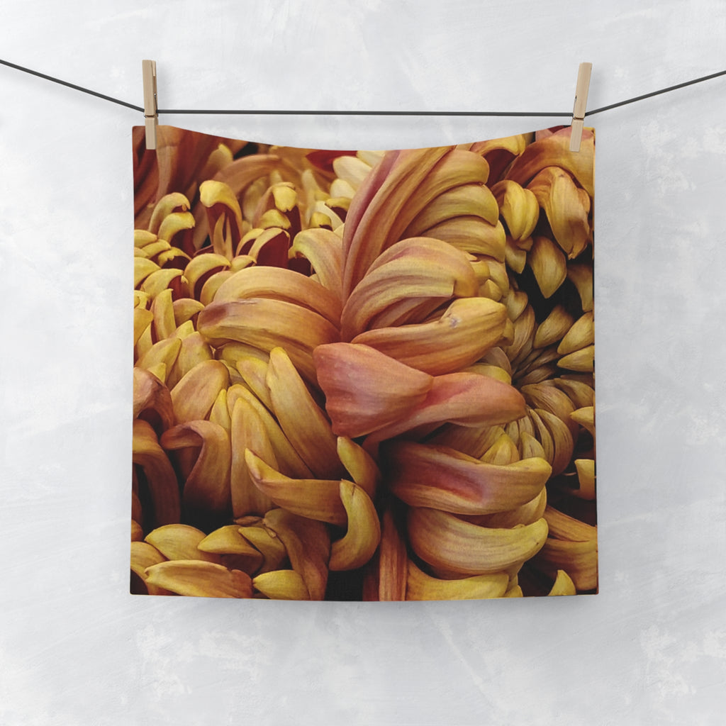 Autumn Chrysanthemum Face Towel — Soft Floral Face Cloth