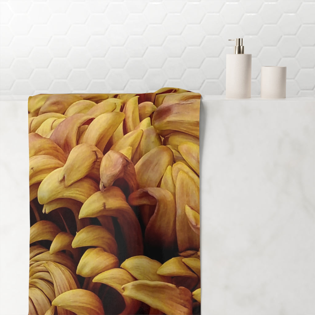 Floral Chrysanthemum Mink-Cotton Towel — Warm Golden Petal Print, Luxury Decorative Bath & Beach Towel
