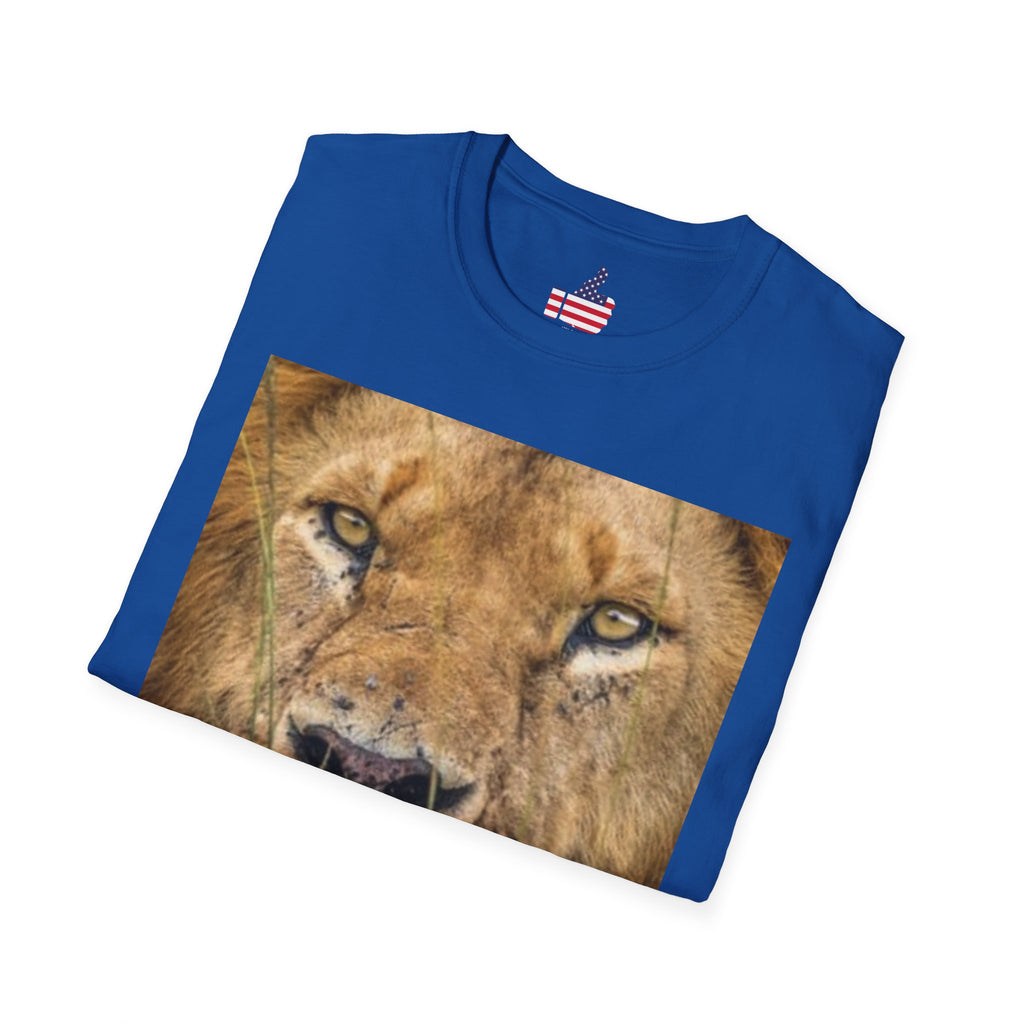 Lion Portrait T‑Shirt — Majestic Lion Face & Pride Photo Tee