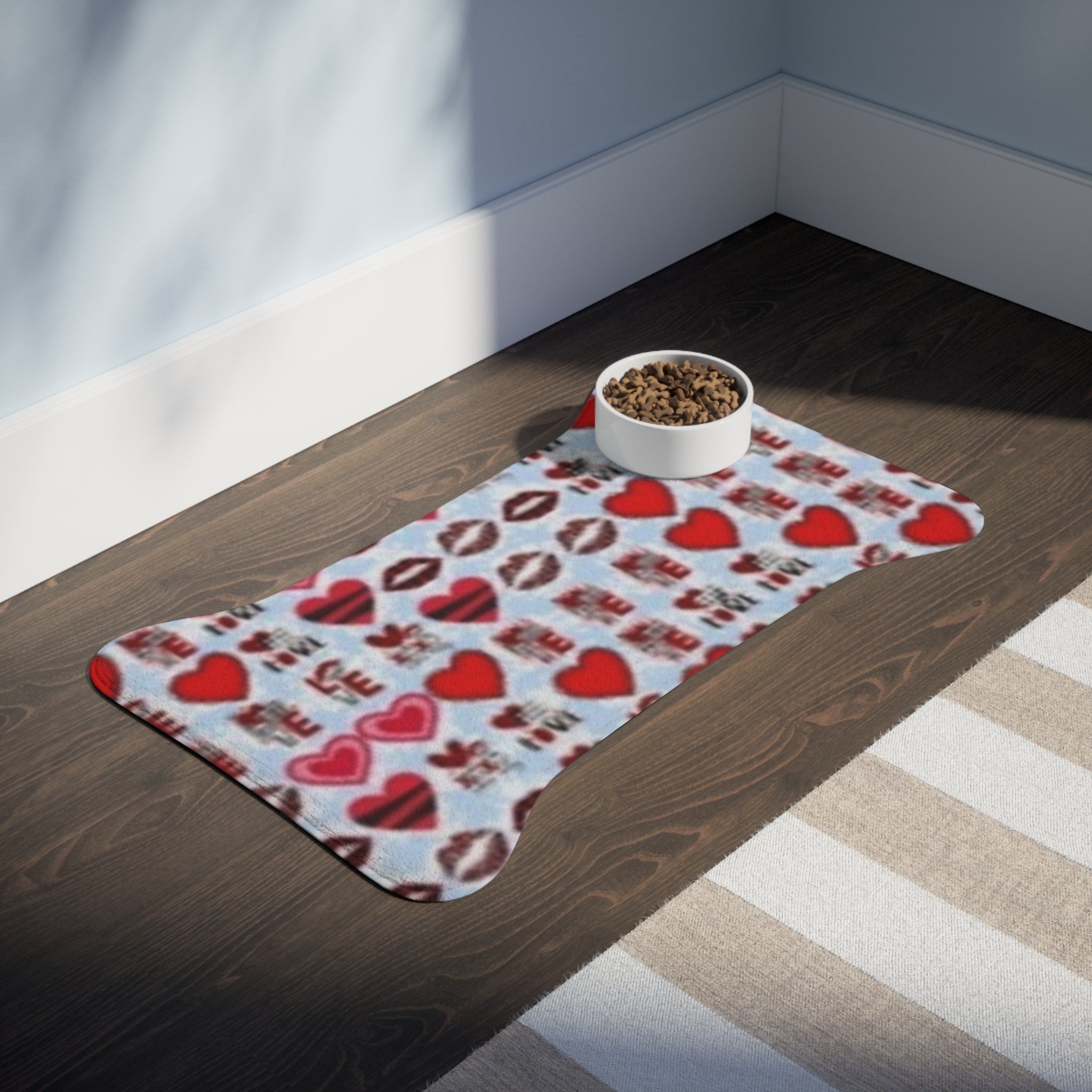 Valentine Hearts Pet Feeding Mat — Cute Love Pattern Placemat for Dogs & Cats