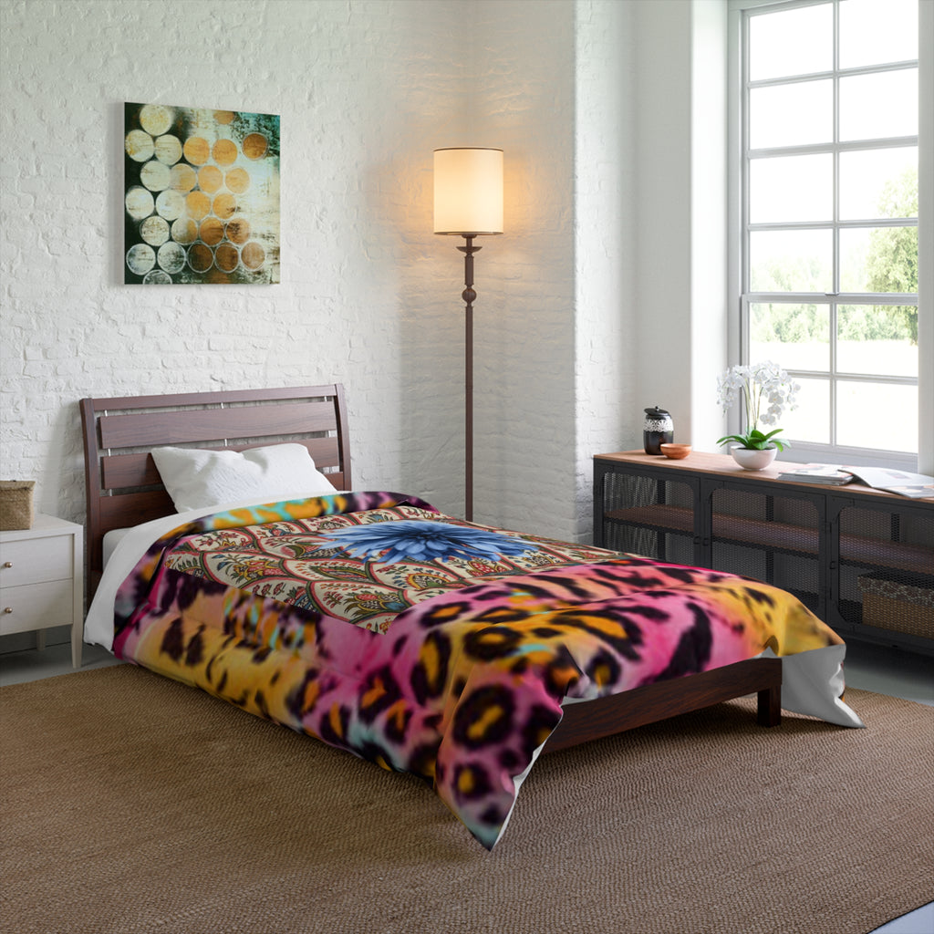 Boho Leopard Floral Comforter — Vibrant Blue Bloom Patterned Bedding
