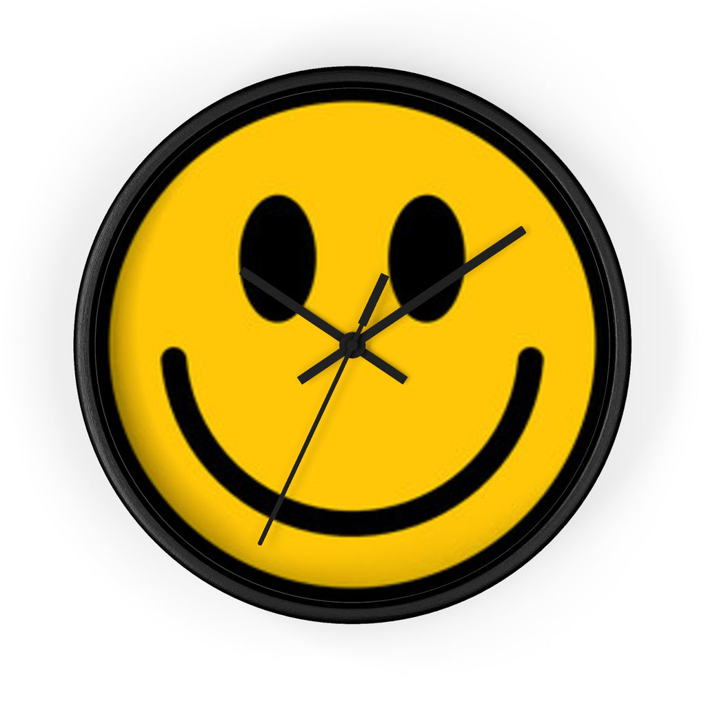 Smiley Face Wall Clock — Retro Yellow Happy Face Decor for Home & Office