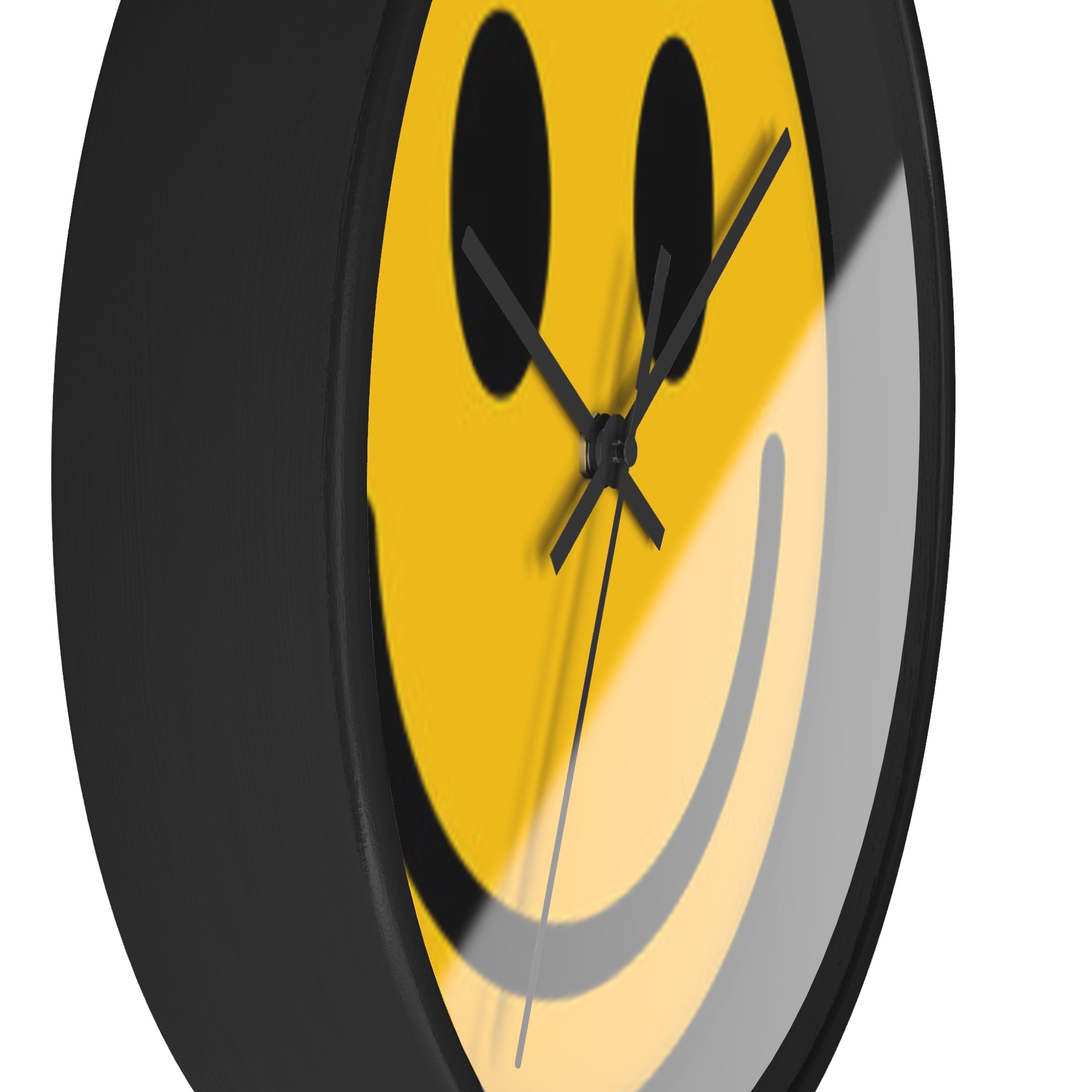 Smiley Face Wall Clock — Retro Yellow Happy Face Decor for Home & Office