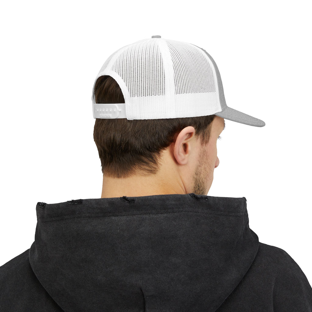 Santa Claus Embroidered Trucker Cap — Retro Holiday Snapback Hat