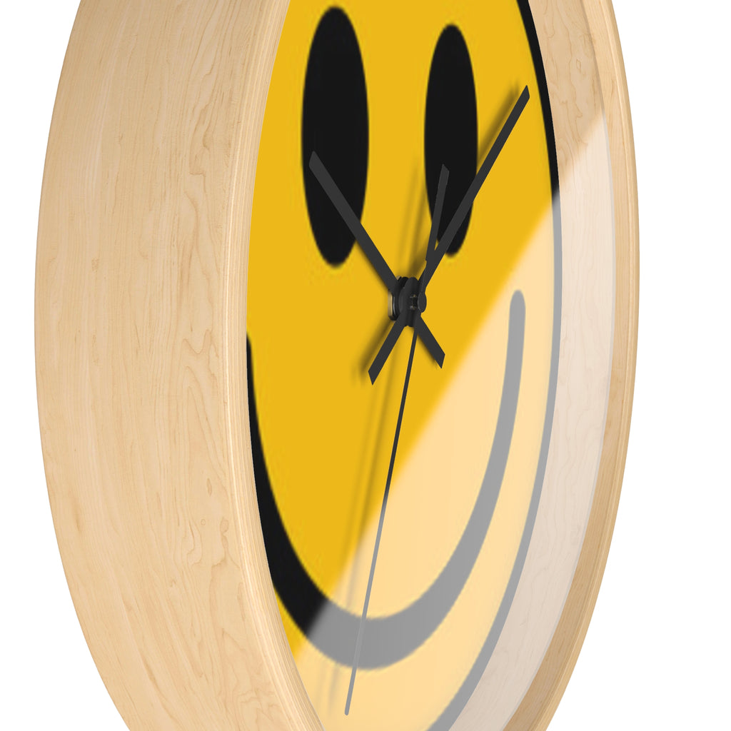 Smiley Face Wall Clock — Retro Yellow Happy Face Decor for Home & Office