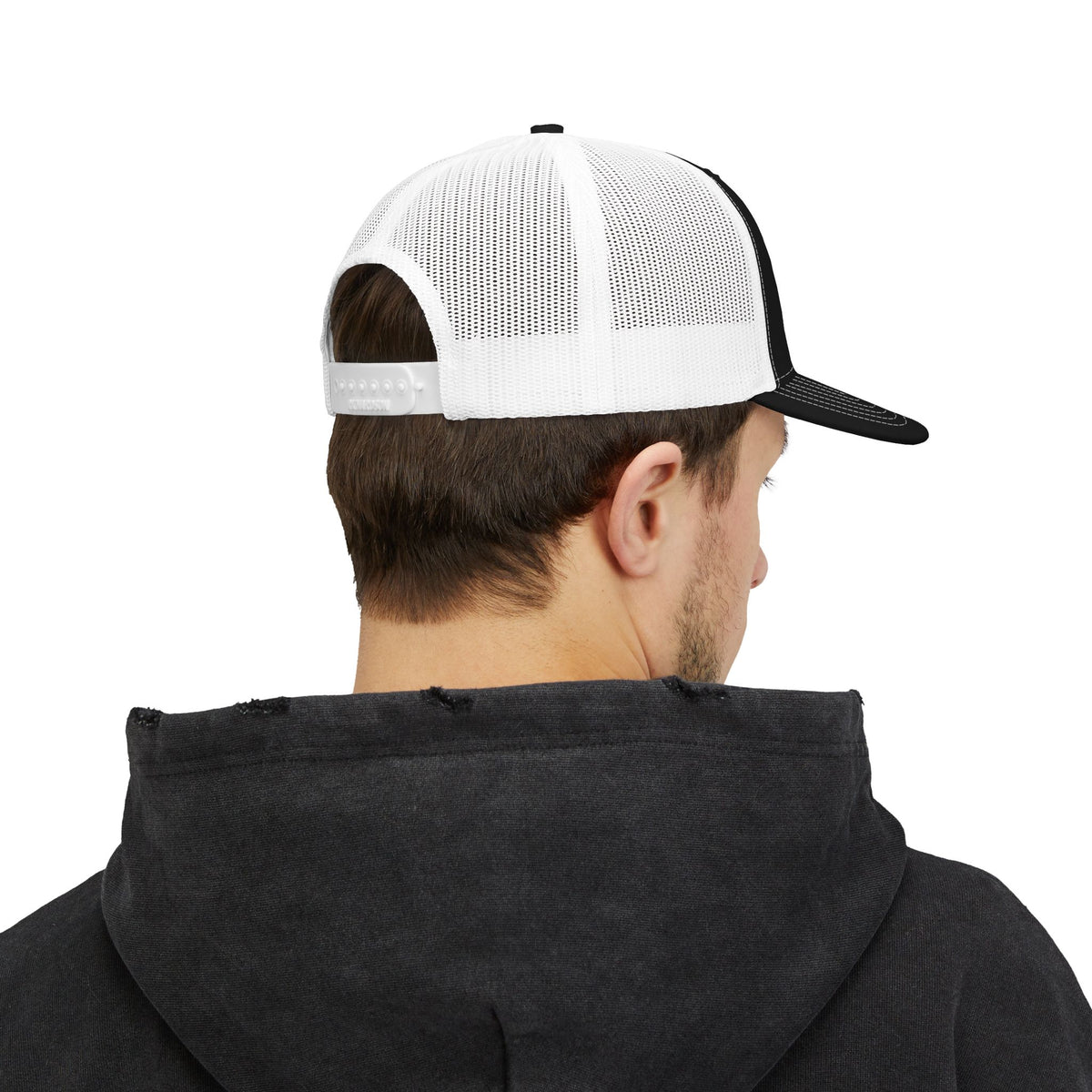 Santa Claus Embroidered Trucker Cap — Retro Holiday Snapback Hat