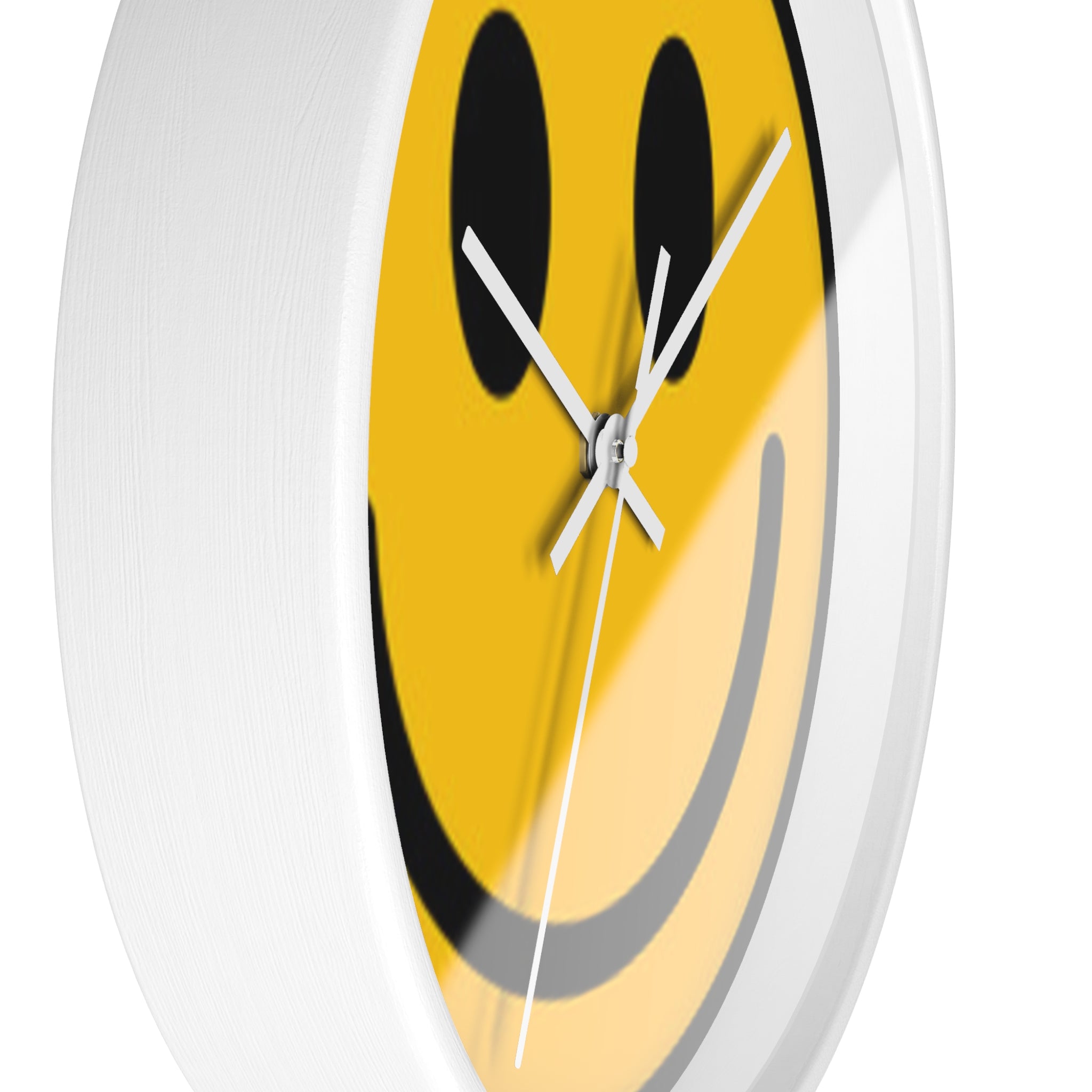 Smiley Face Wall Clock — Retro Yellow Happy Face Decor for Home & Office