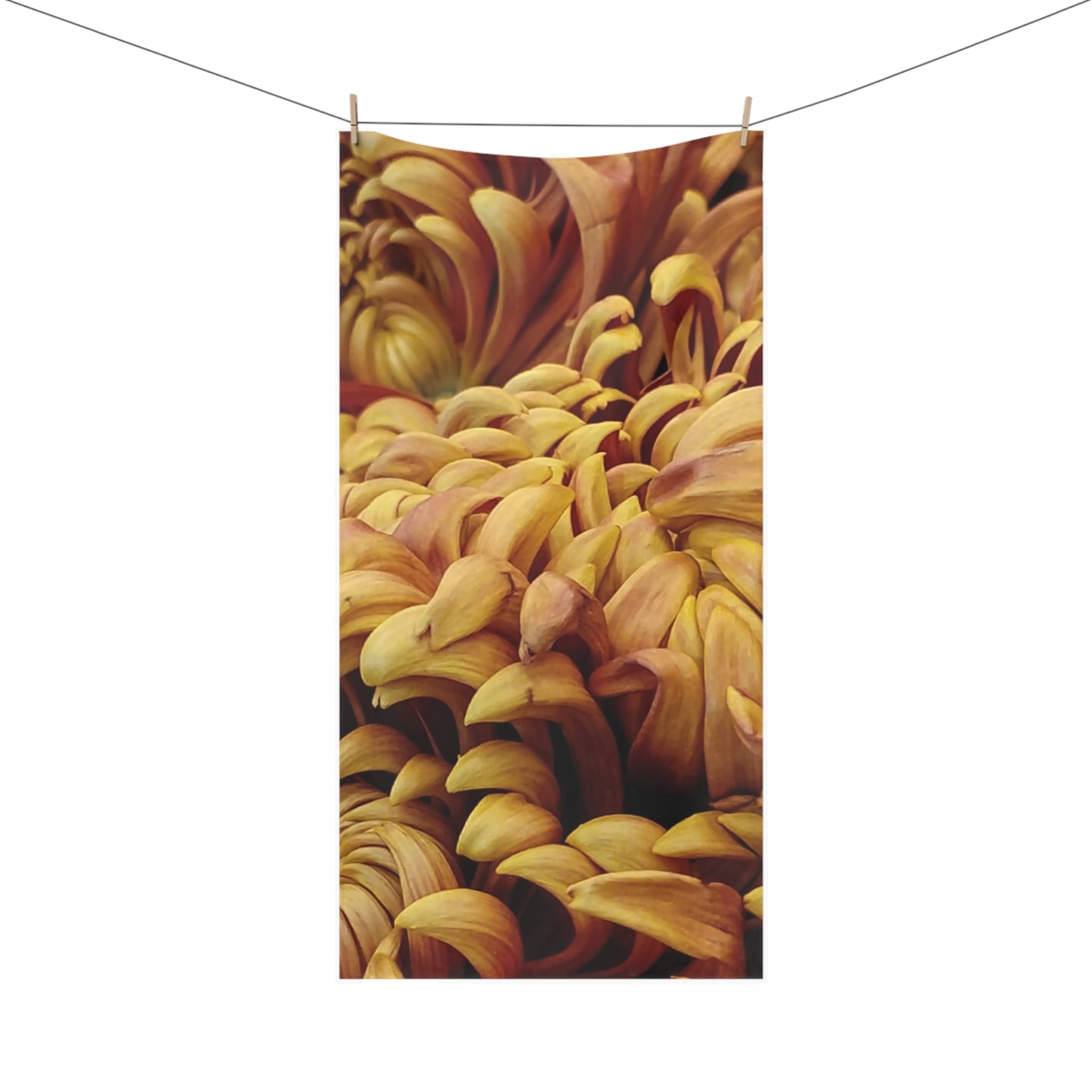 Floral Chrysanthemum Mink-Cotton Towel — Warm Golden Petal Print, Luxury Decorative Bath & Beach Towel