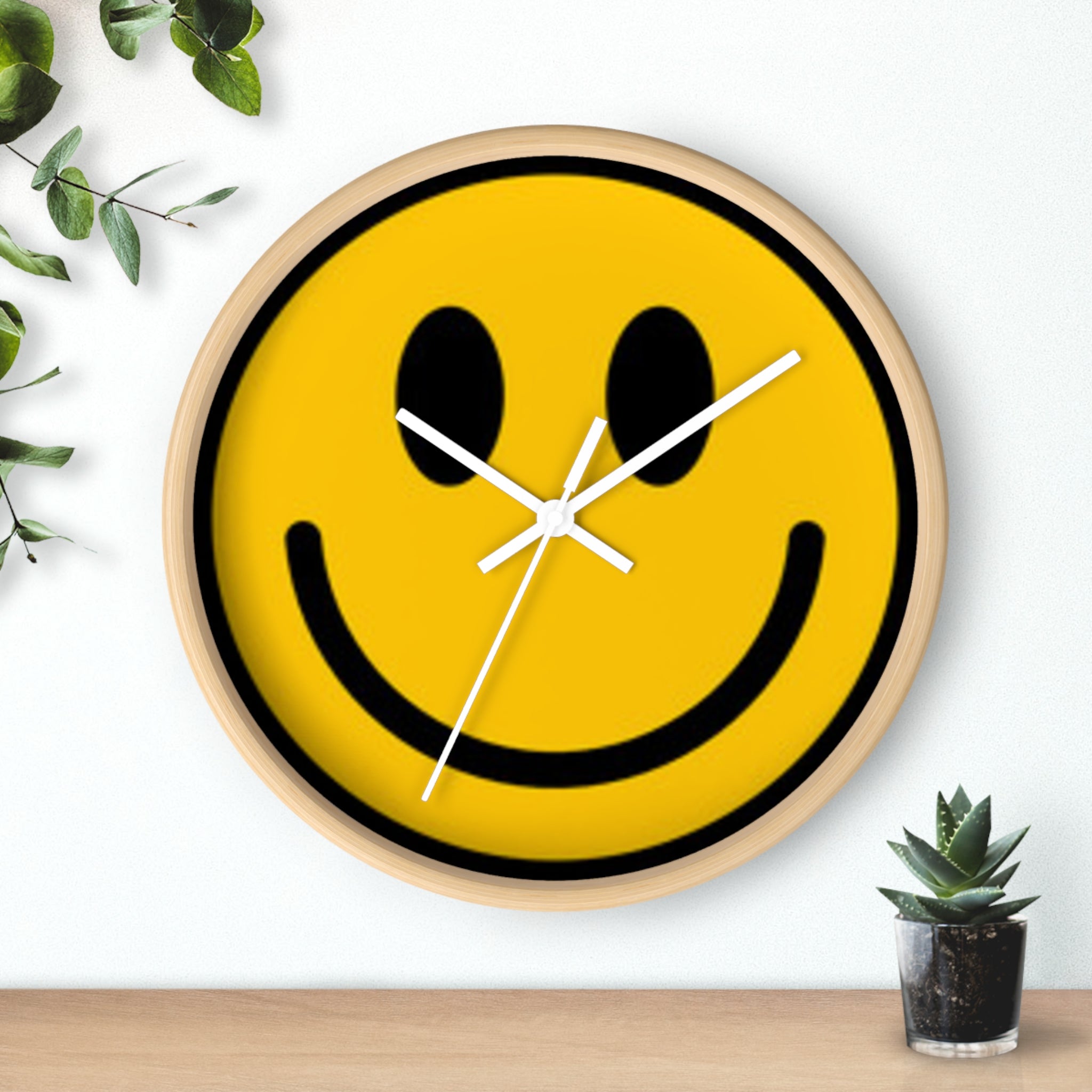 Smiley Face Wall Clock — Retro Yellow Happy Face Decor for Home & Office